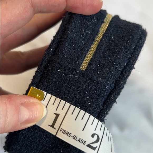 Chanel Beauté Navy Blue Tweed Cosmetic Pouch - Gold VIP Gift NEW in Box - Picture 10 of 10